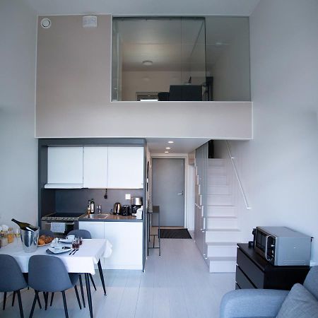 Elegant Penthouse Loft - Near The Airport Apartment Vantaa Bagian luar foto