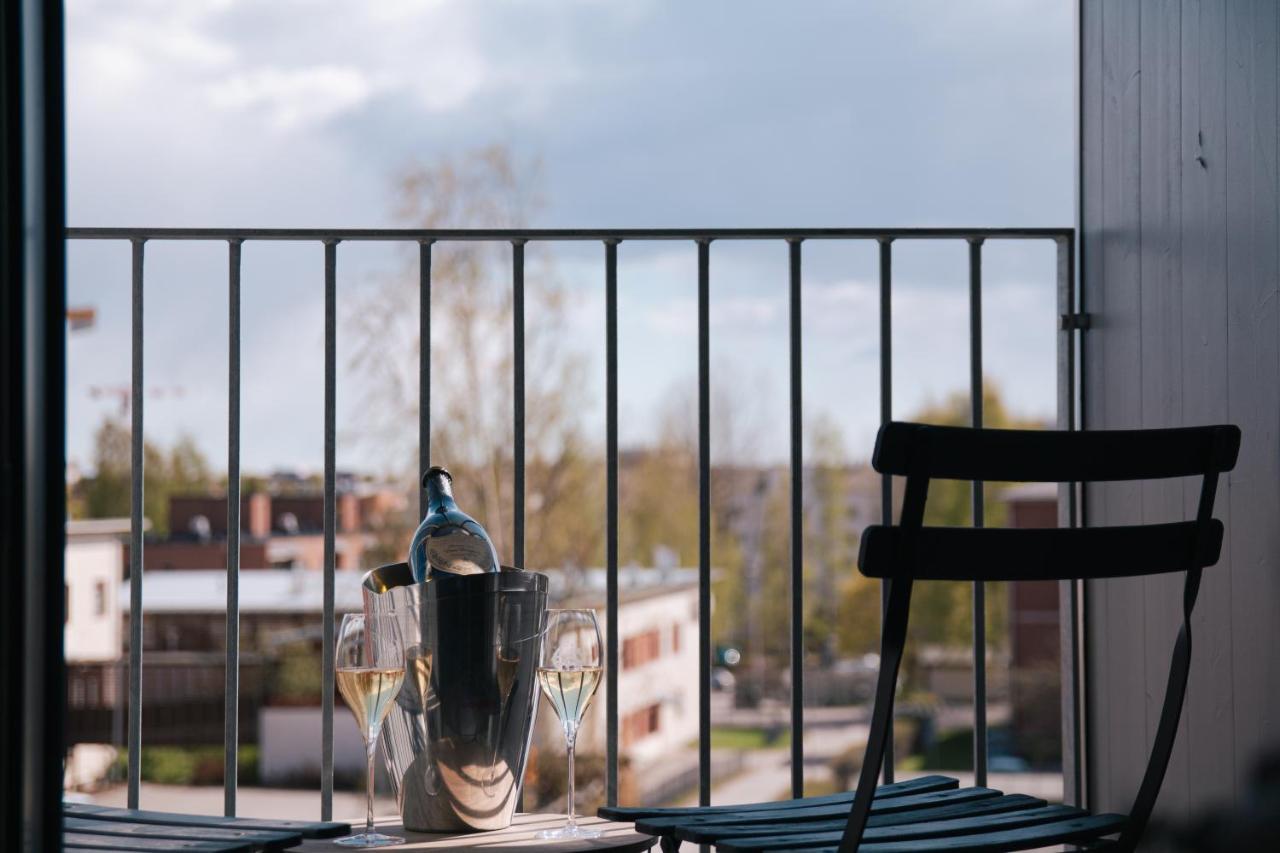 Elegant Penthouse Loft - Near The Airport Apartment Vantaa Bagian luar foto